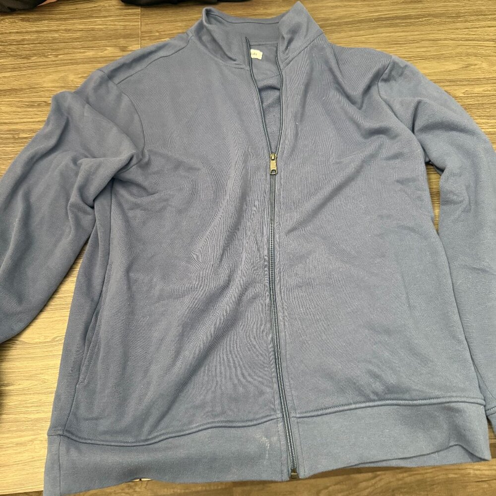 Amazon Basics Men's Blue Full Zip Jacket Good Condition